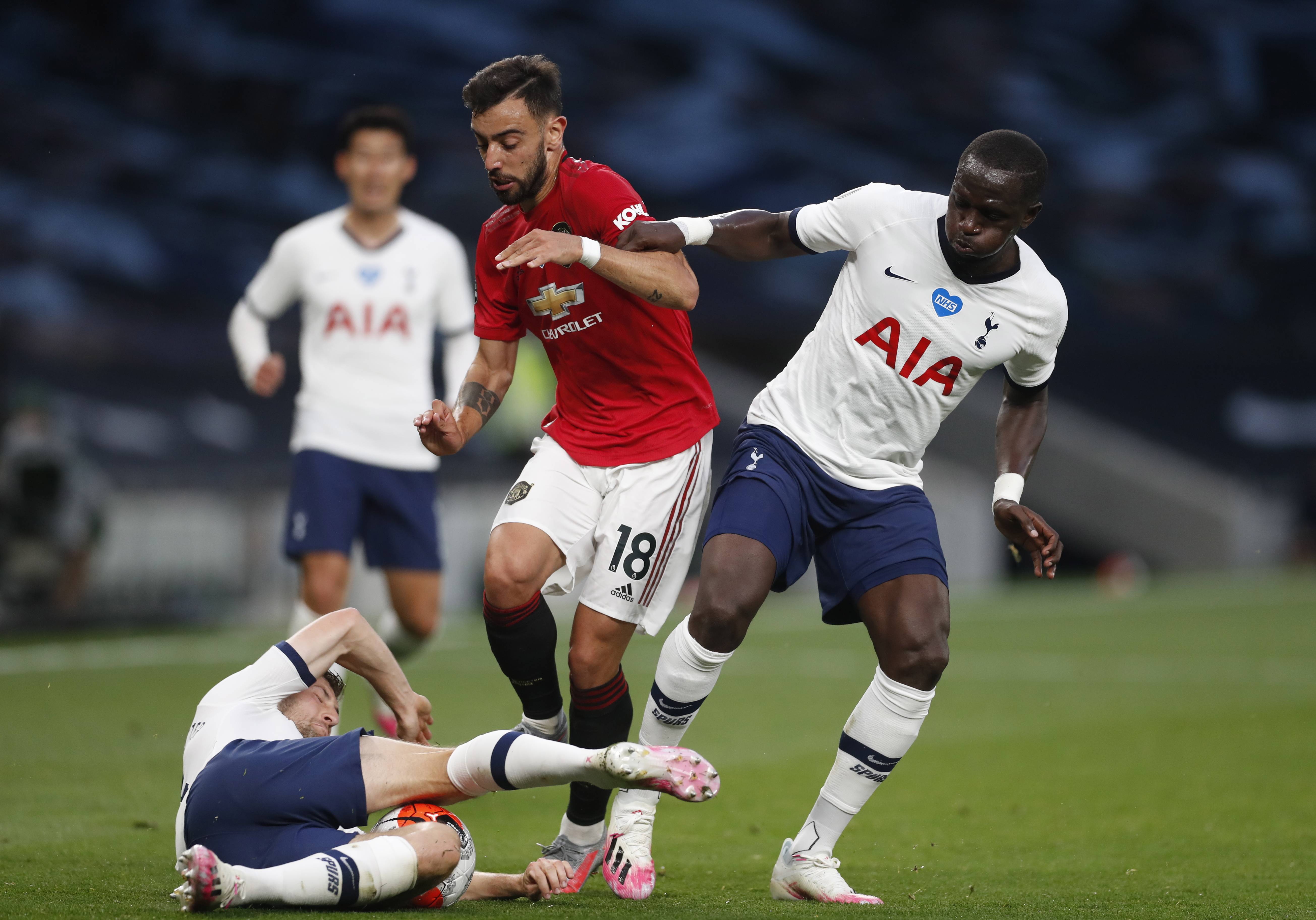 爭激烈的英 爭激烈的英